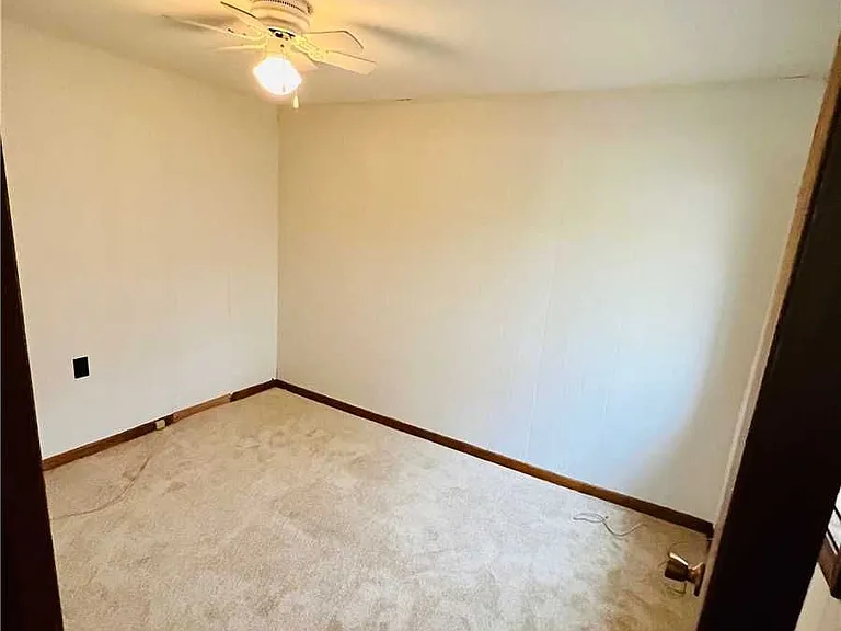58 Morgan Ave — Photo 9
