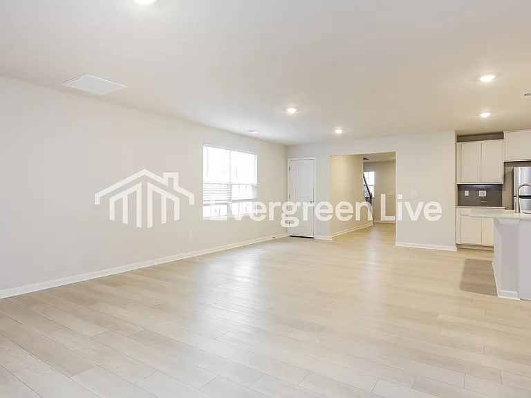 209 Meadow Gate Ct — Photo 4