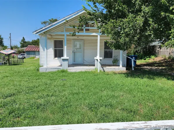 304 Hawthorne St, Pawnee, OK 74058