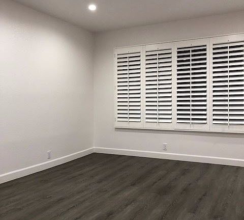 3rd image of 251 W Dryden St APT 10