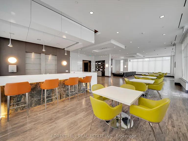 7890 Bathurst St #1706 — Photo 31
