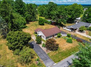 4969 Mill Rd, Emmaus, PA 18049