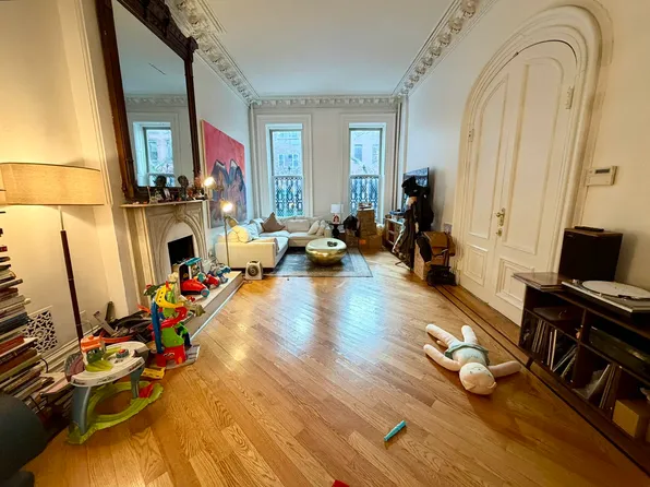 63 South Oxford Street image 1 of 15