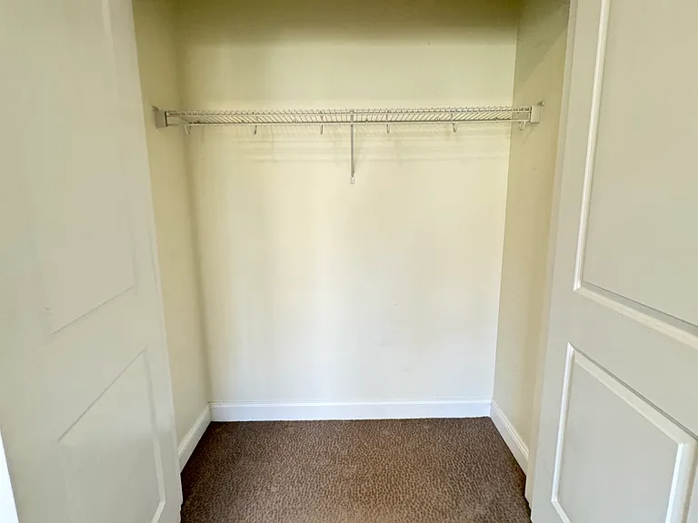 5 Griffin Rd #1 — Photo 8