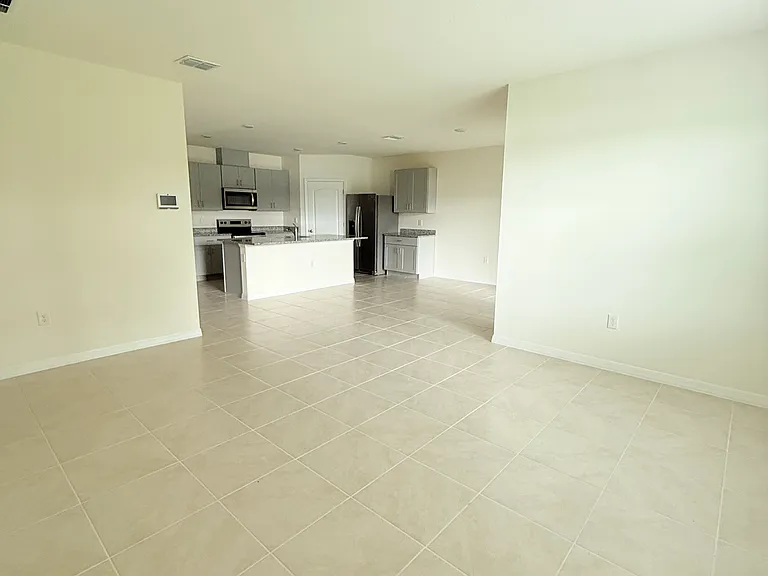 368 Conway Ave — Photo 7