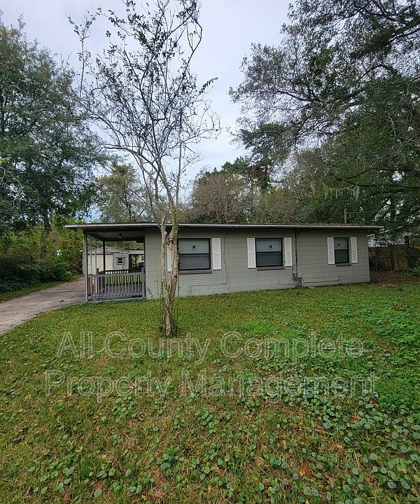 1st image of 3517 Centerhill Dr N