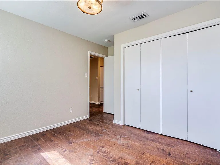 1411 Norwalk Ln #207 — Photo 12
