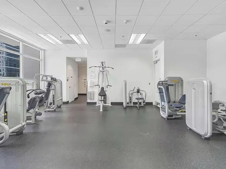 1200 Brickell Bay Dr #3220 — Photo 43