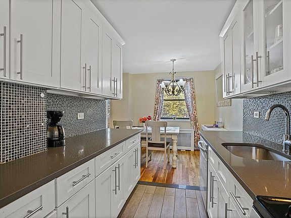 4th image of 8410 153rd Ave APT 2K