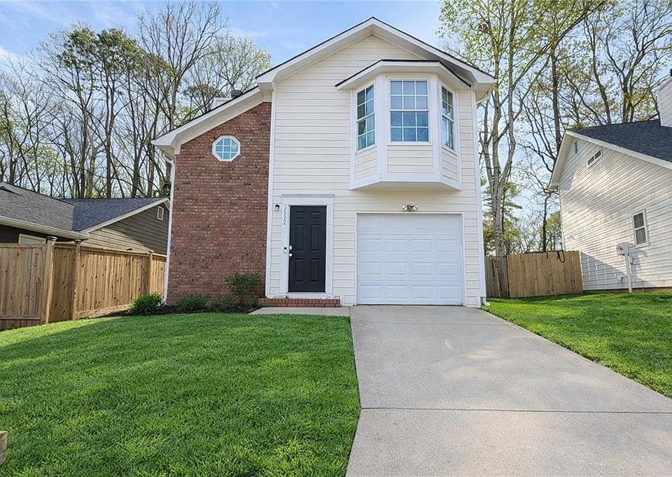 1st image of 3699 Oakwood Mnr