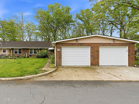 2nd image of 78B Dorchester Drive #1002