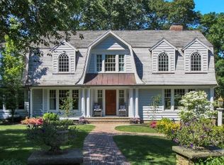 5 Fox Hunt Ct, Cold Spring Harbor, NY 11724