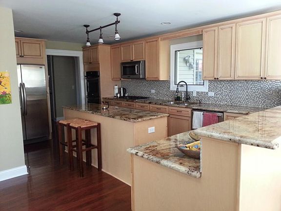 3rd image of 4104 Schillinger Dr
