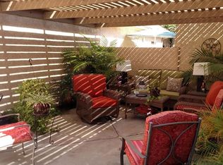 20089 Avenue Of The Oaks, Newhall, CA 91321