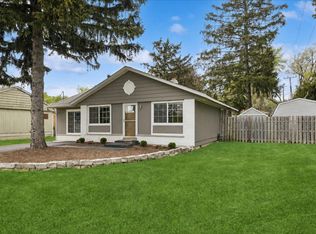 1221 Crystal Lake Rd, Lake In The Hills, IL 60156