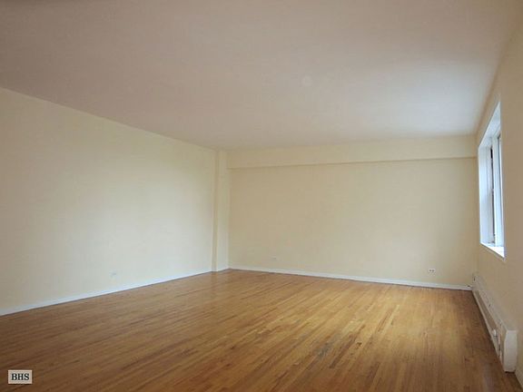 2nd image of 3701 Henry Hudson Pkwy W #6A