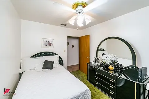 2209 Murphy St — Photo 10