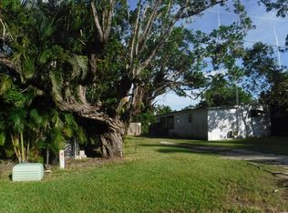 8 Spoonbill Ave, Everglades City, FL 34139