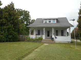 1662 Moore St, Beloit, WI 53511