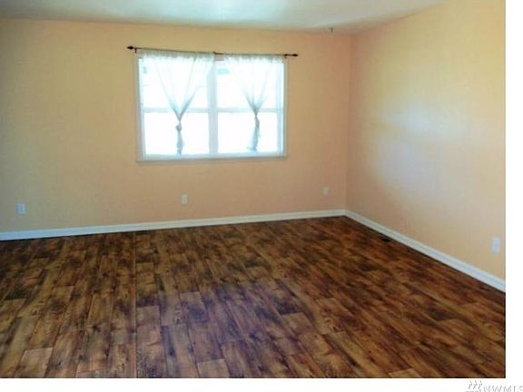 4th image of 16312 115th Ln SE