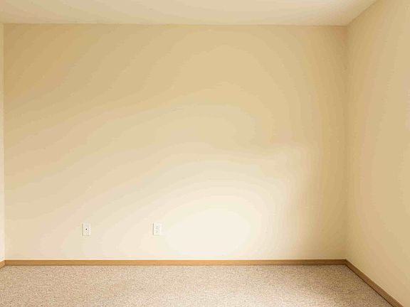 2nd image of 2237-2251 Michigan St