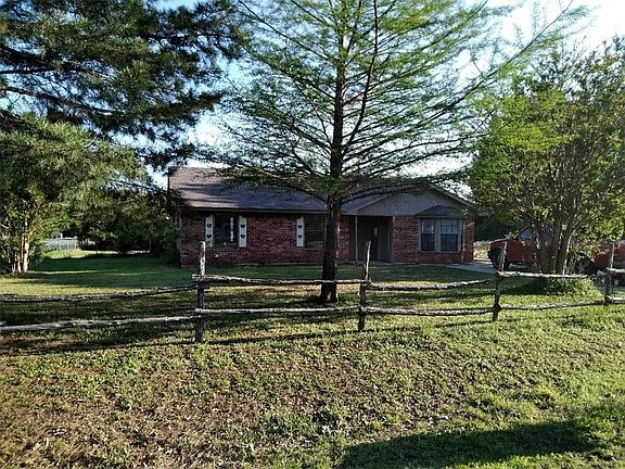 2nd image of 1153 Kerry Ln
