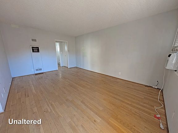 4th image of 1852 N Wilton Pl #5