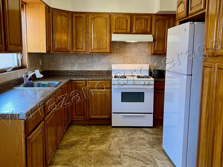 181 Bay 46th St #2 — Photo 6