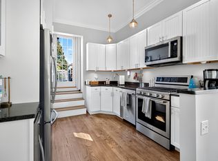 656 E 7th St #3, South Boston, MA 02127