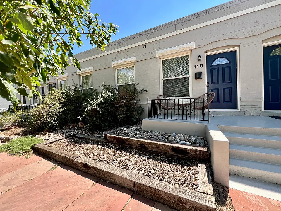 110 E 4th Ave