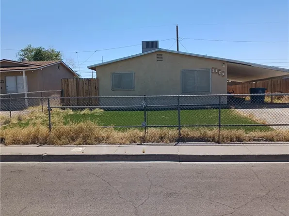 1429 Chestnut St, Henderson, NV 89011