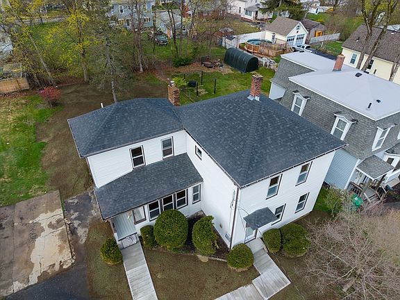 2nd image of 388 Water St