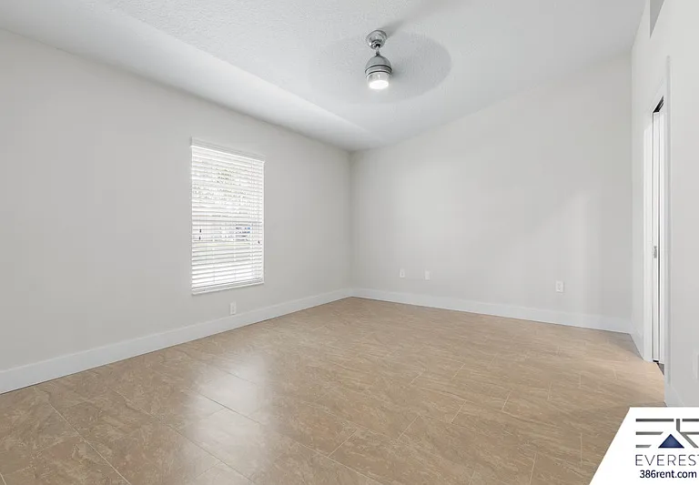 12 Walt Pl — Photo 19