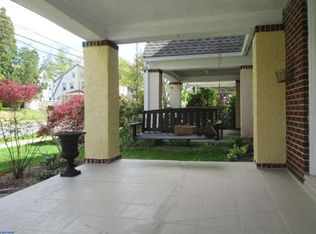 625 Malvern Rd, Ardmore, PA 19003