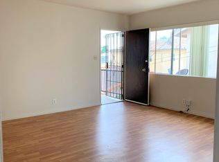 822 W 10th St APT 5, San Pedro, CA 90731