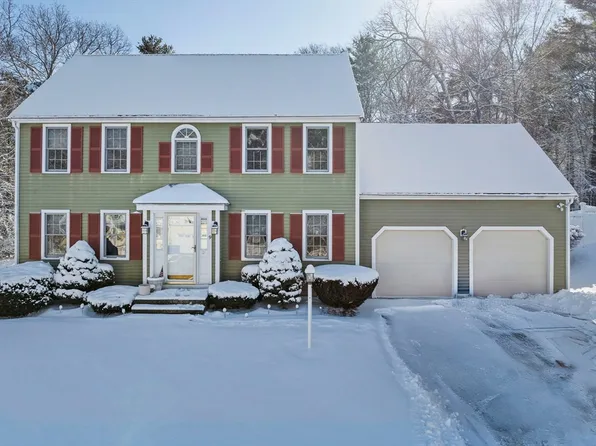 9 Split Boulder Rd, Rockland, MA 02370