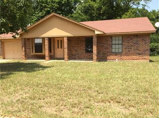 706 Sterling Ct, Crockett, TX 75835