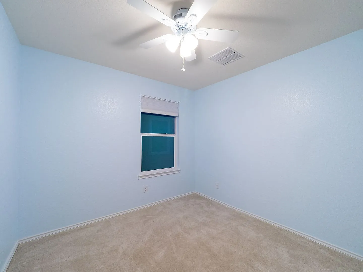 Single family home for rent — Photo 3