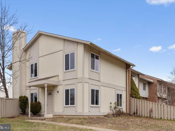 1139 Autumnhaze Ct, Herndon, VA 20170