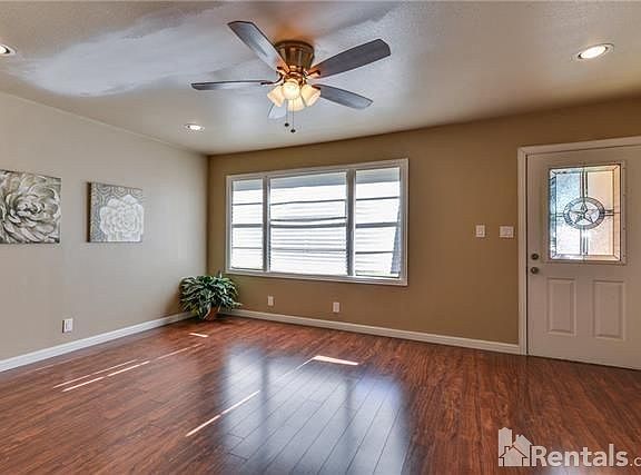3rd image of 3251 Tex Blvd