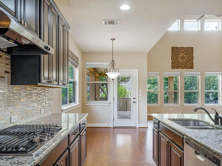 5809 Viejo Dr — Photo 12