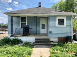 1801 Centre Ave NW, Roanoke, VA 24017