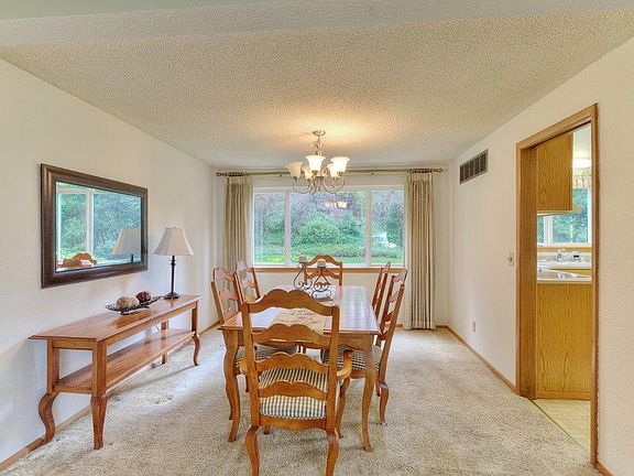 4th image of 10201 Wauna St SW