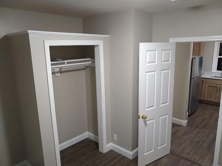 49 Westminster Ave #1 — Photo 34