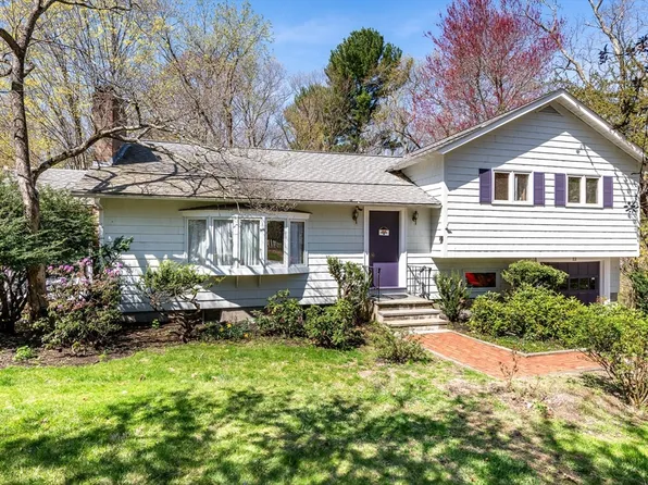 12 Sunnyside Ln, Lincoln, MA 01773