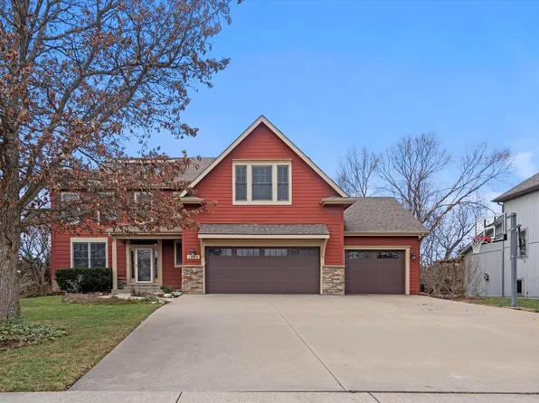 1647 George Williams Way, Lawrence, KS 66047