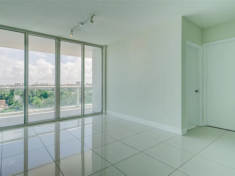 1871 NW South River Dr #802 — Photo 19