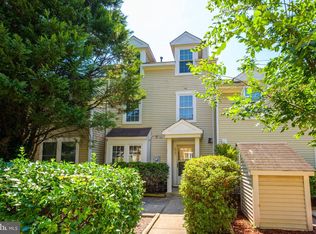 5981 Havener House Way #7000, Centreville, VA 20120