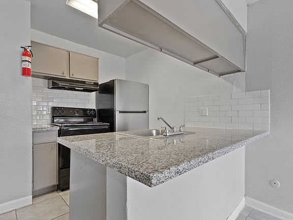 Granite counter top and stainless steel appliances