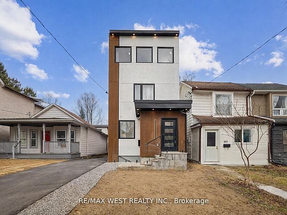 3rd image of 201 Rhodes Ave